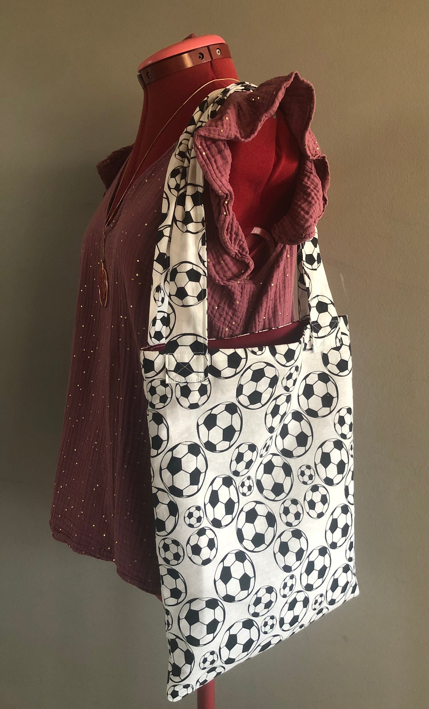 Tote bag